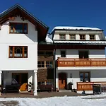 Kirchenbichlerhof 팜스테이